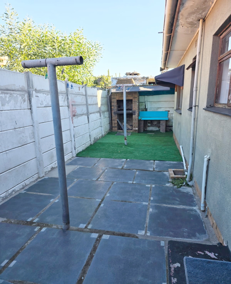To Let 4 Bedroom Property for Rent in Bellville South Western Cape